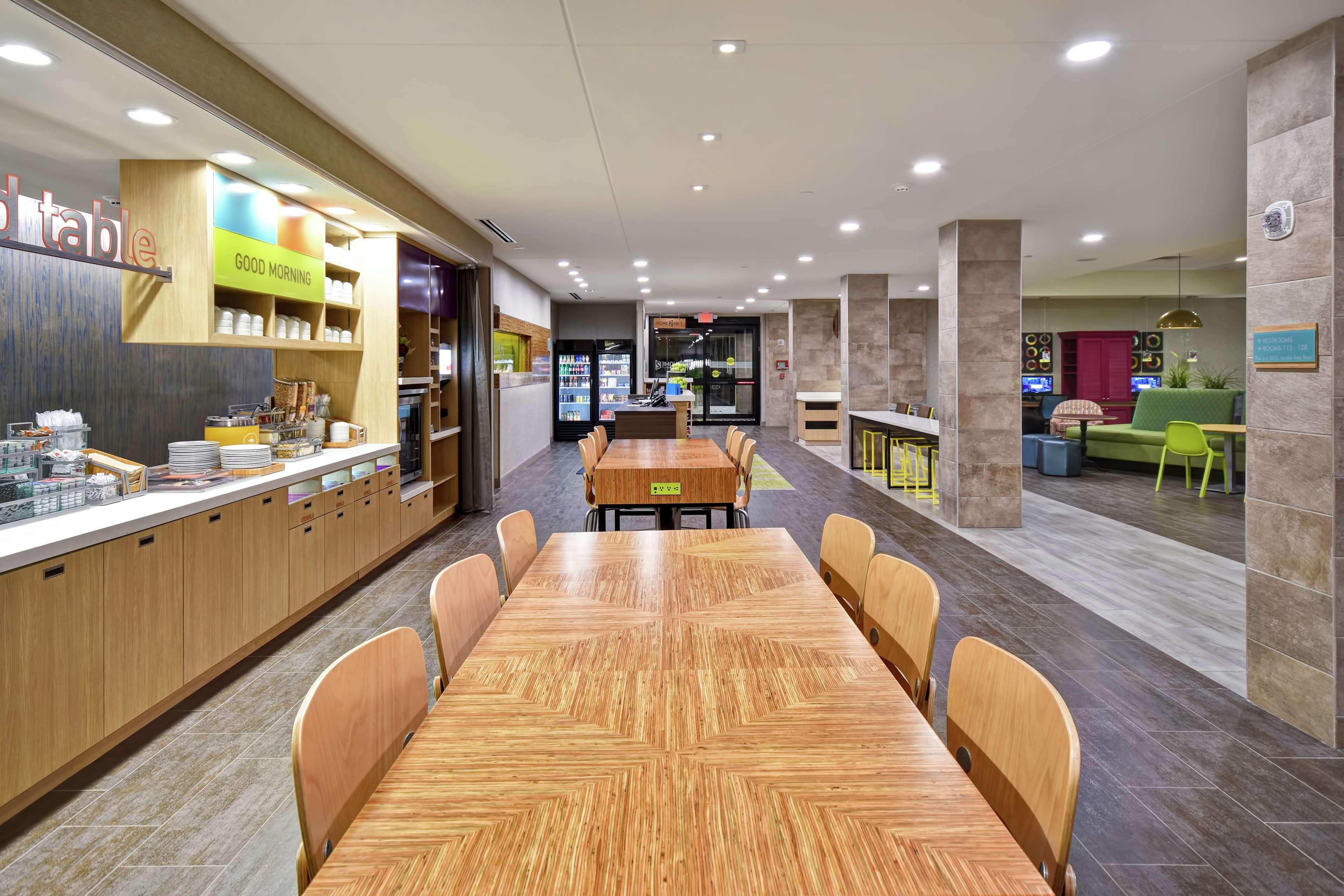 Home2 Suites By Hilton Франкфорт Экстерьер фото