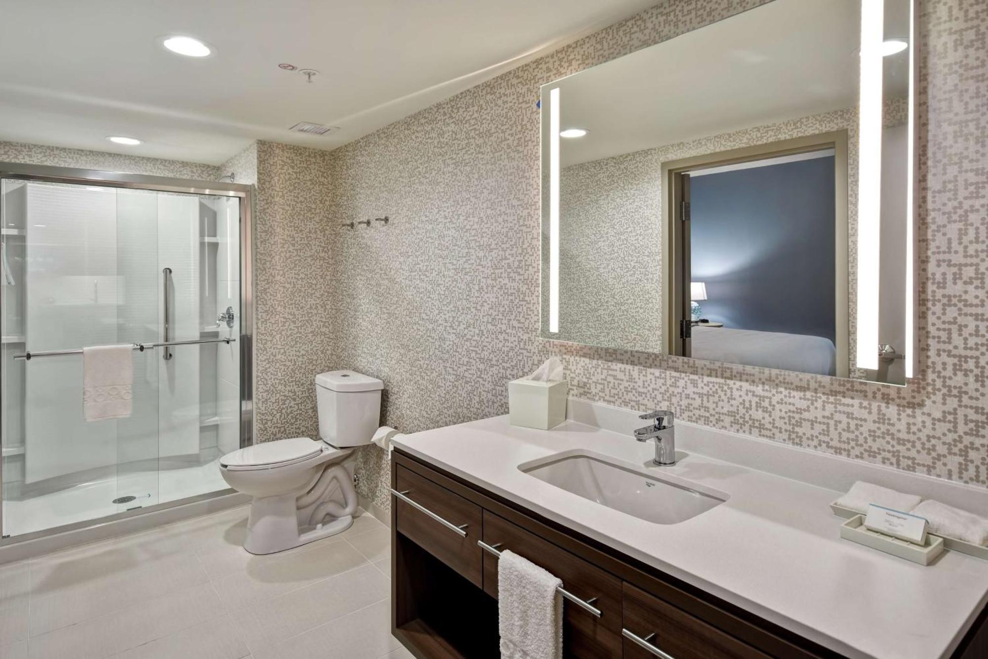 Home2 Suites By Hilton Франкфорт Экстерьер фото